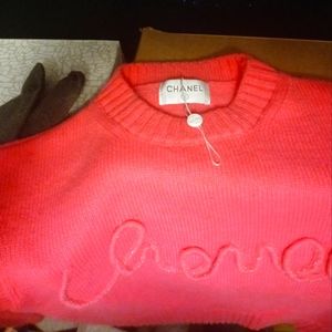 Chanel sweater